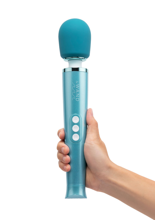 Le Wand Dive Submersible Wand by LeWand