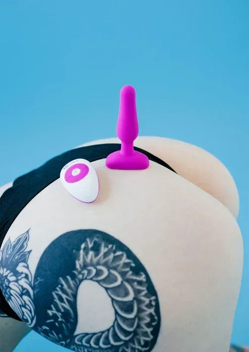 B-VibeNovicePlugbyB-Vibe17 @ Happytoys Sexshop: online sex shop for Feeling Happy & Easy 😊 the erotic store owned by a woman