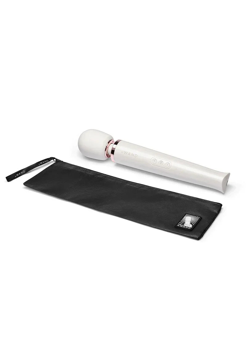 LeWandRechargeableMassager_wit_5 @ Happytoys Sexshop: online sex shop for Feeling Happy & Easy 😊 the erotic store owned by a woman