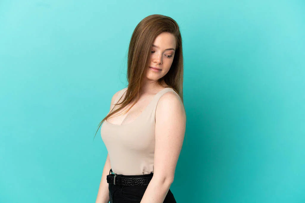 jonge_vrouw_3_04c3f2e2-83d8-45f7-b493-3947f3da1c43 @ Happytoys Sexshop: online sex shop for Feeling Happy & Easy 😊 the erotic store owned by a woman
