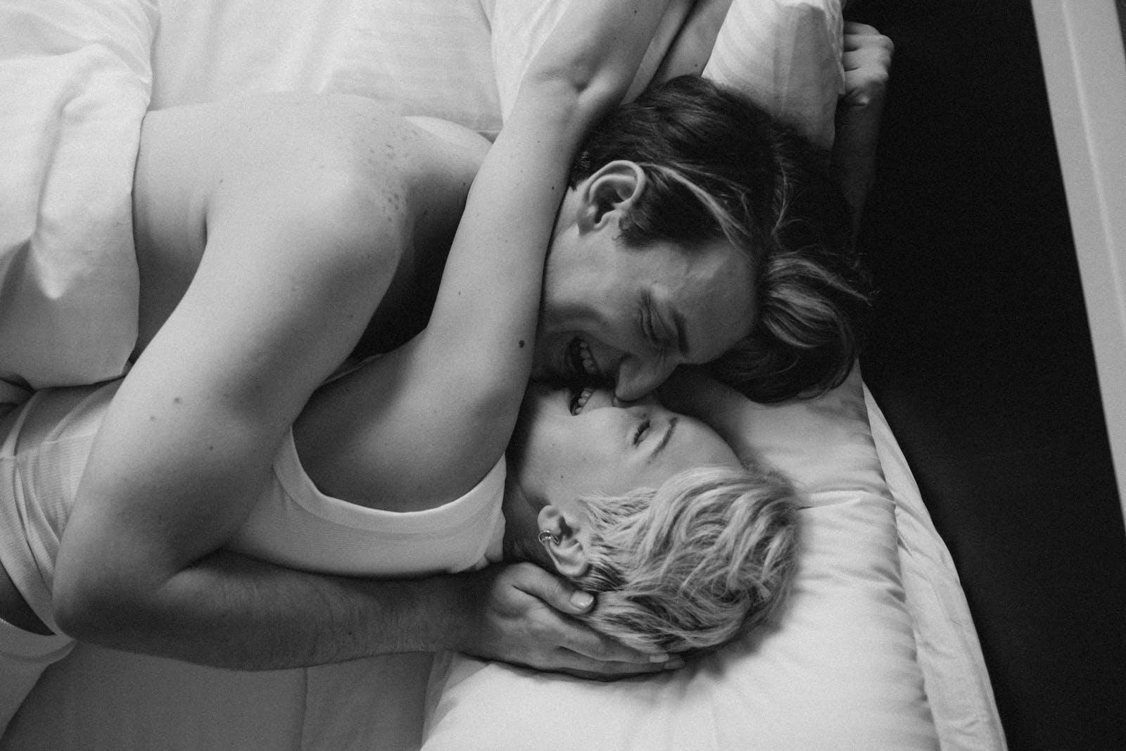 pexels-photo-9374132_744f04d4-3041-4beb-bc1d-f43166a43a88 @ Happytoys Sexshop: online sex shop for Feeling Happy & Easy 😊 the erotic store owned by a woman